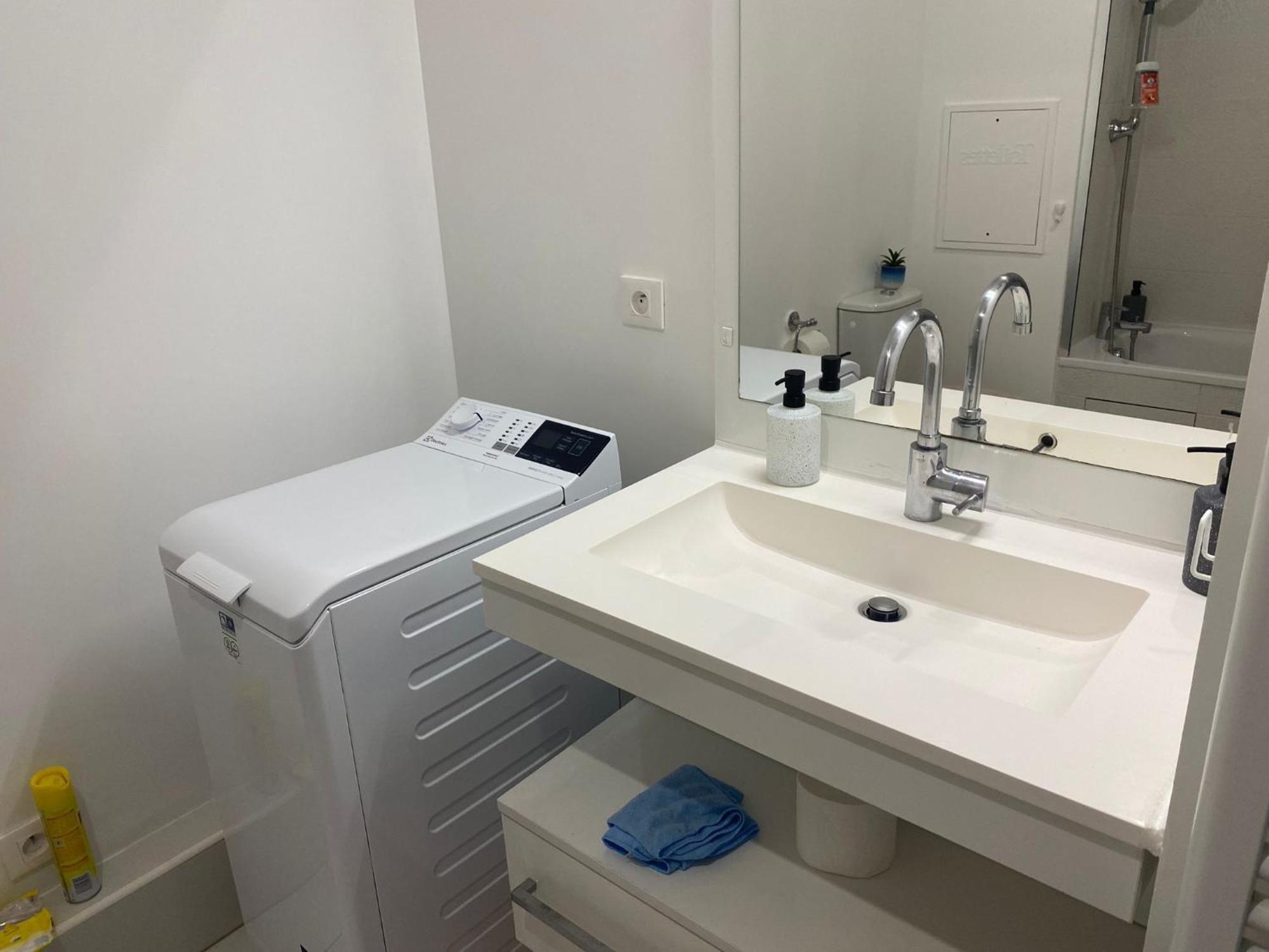 Appartement 80M2, Terrasse Sud, Metro 7 Direction Louvre A 8Minutes, Parking Sous-Sol, Proche Paris-Bercy Ivry-sur-Seine Exterior foto